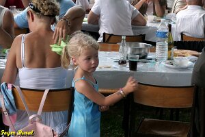 2007_repas foyer_124 