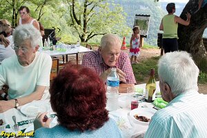 2007_repas foyer_170 