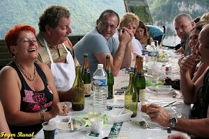 2007_repas foyer_186 