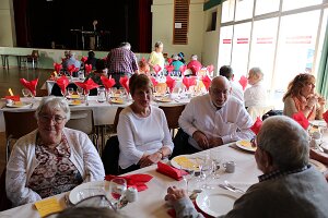 2023 repas Montmorot_016