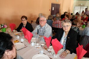 2023 repas Montmorot_027