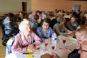 2024 repas Montmorot_035